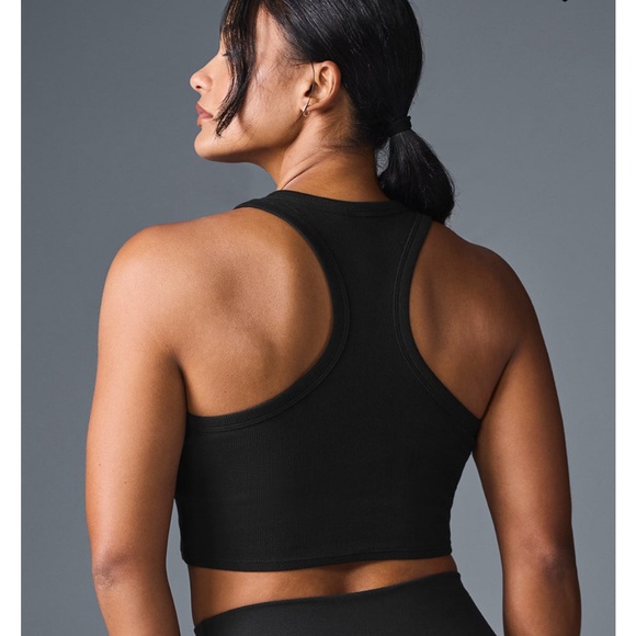 ALO Yoga Black Aspire Tank - Picture 3 of 6